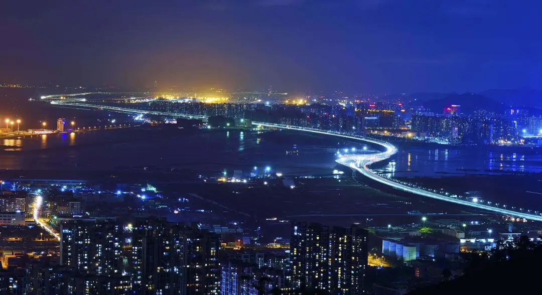 大湾区战略下，深圳LED屏企的发展模式