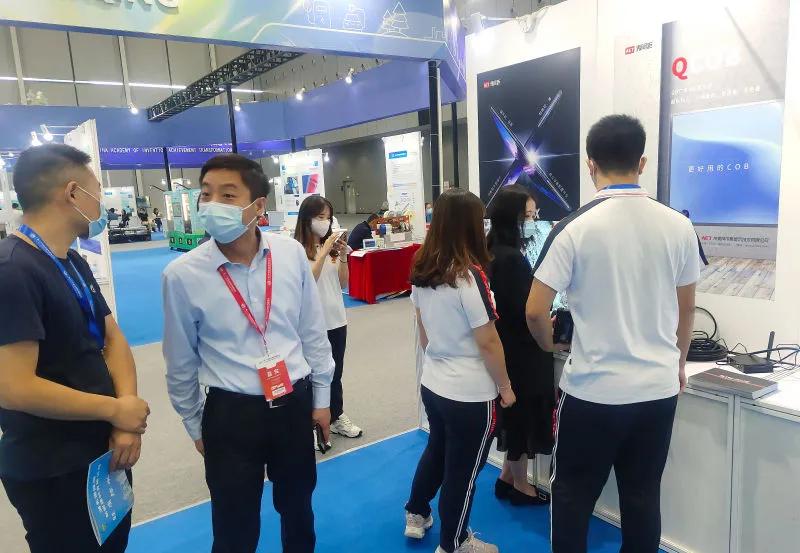 AET微间距显示亮相全国发明展，创新科技感爆棚