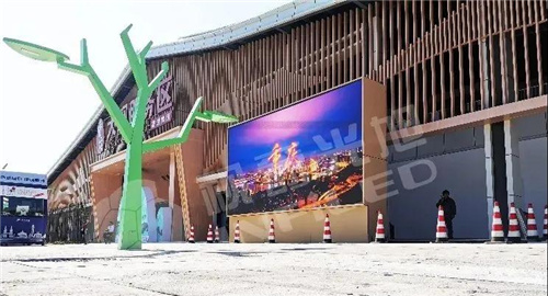 视爵光旭助建重庆高速“温馨驿站”，大观服务区LED屏正式启用