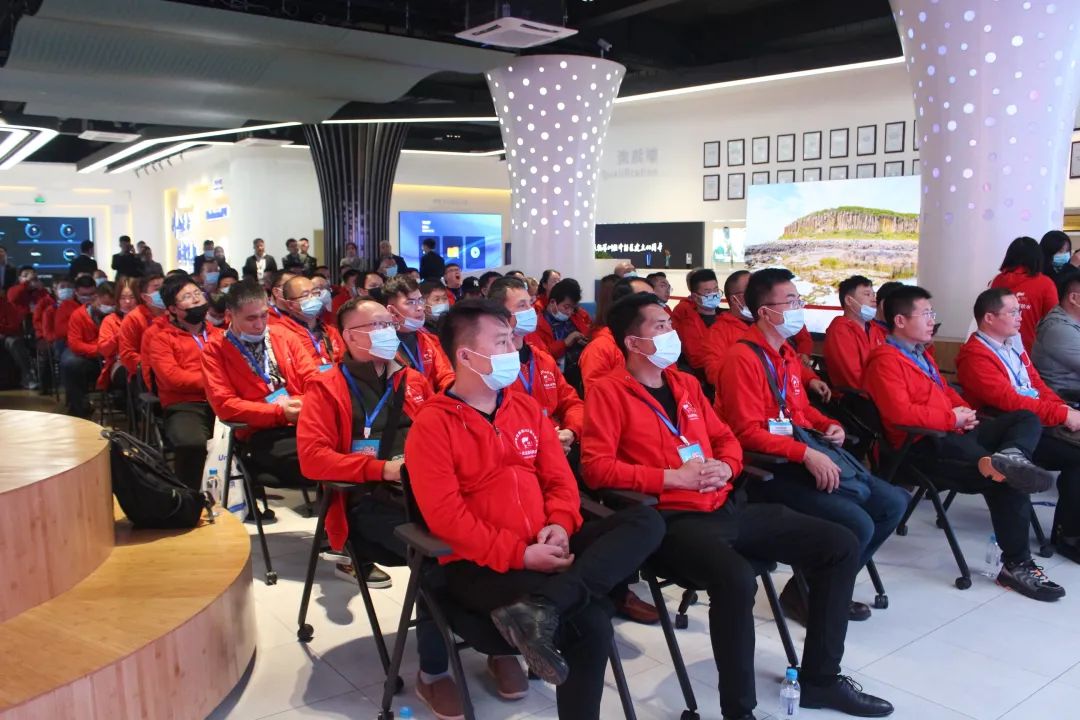 厂商牵手共赢！慧聪LED显示屏行业十佳品牌专场考察团走访企业精彩继续