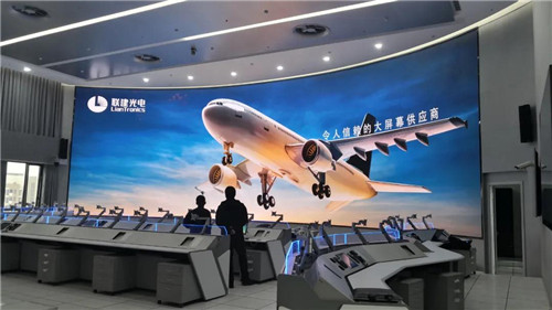 联建光电8K巨幕点亮长沙高新公安局，打造警务“超脑”显示新高地！