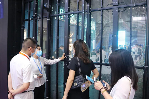 展会专访| 明兴光携新品亮相展会