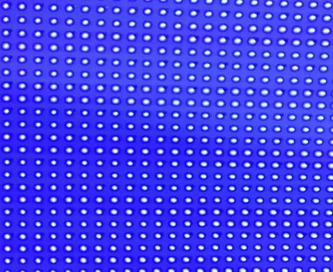 PCB板和玻璃基板，谁更适合LED直显？