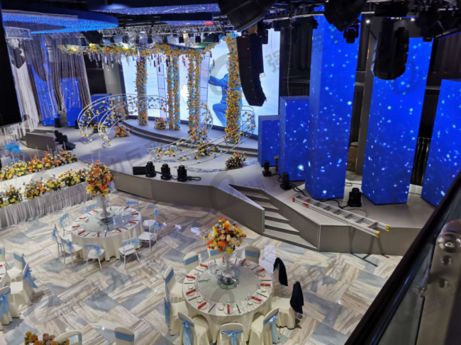 so酷!这些LED显示创造出美妙的光影世界 so酷!这些LED显示创造出美妙的光影世界