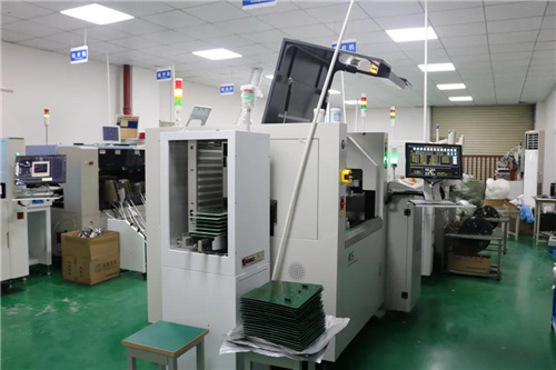 雨艺光电：稳中求进谋发展，全心聚力造产品