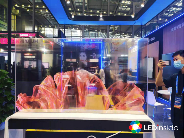 智慧显示展直击：MiniLED、智慧商显产品亮点抢先看