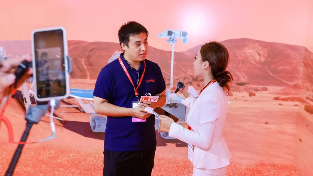 透过屏幕，看利亚德的专注与创新