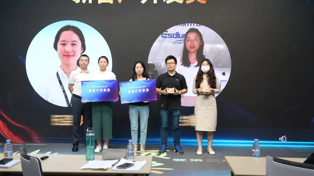 外销中心召开2021年上半年度工作总结暨第二季颁奖仪式,“千万俱乐部”又增6人