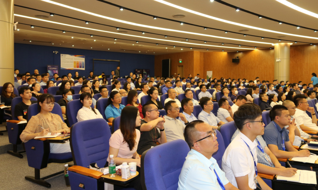 联建光电2021年中总结大会圆满落幕