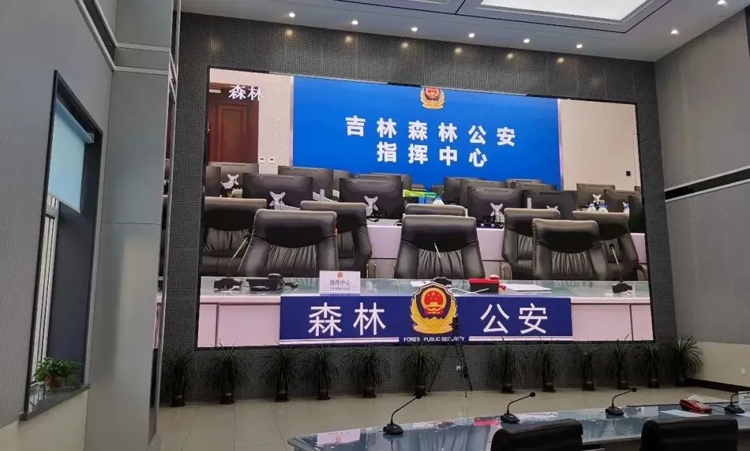 联建光电高颜值大屏出镜《扫黑风暴》！数十亿播放共证联电品质