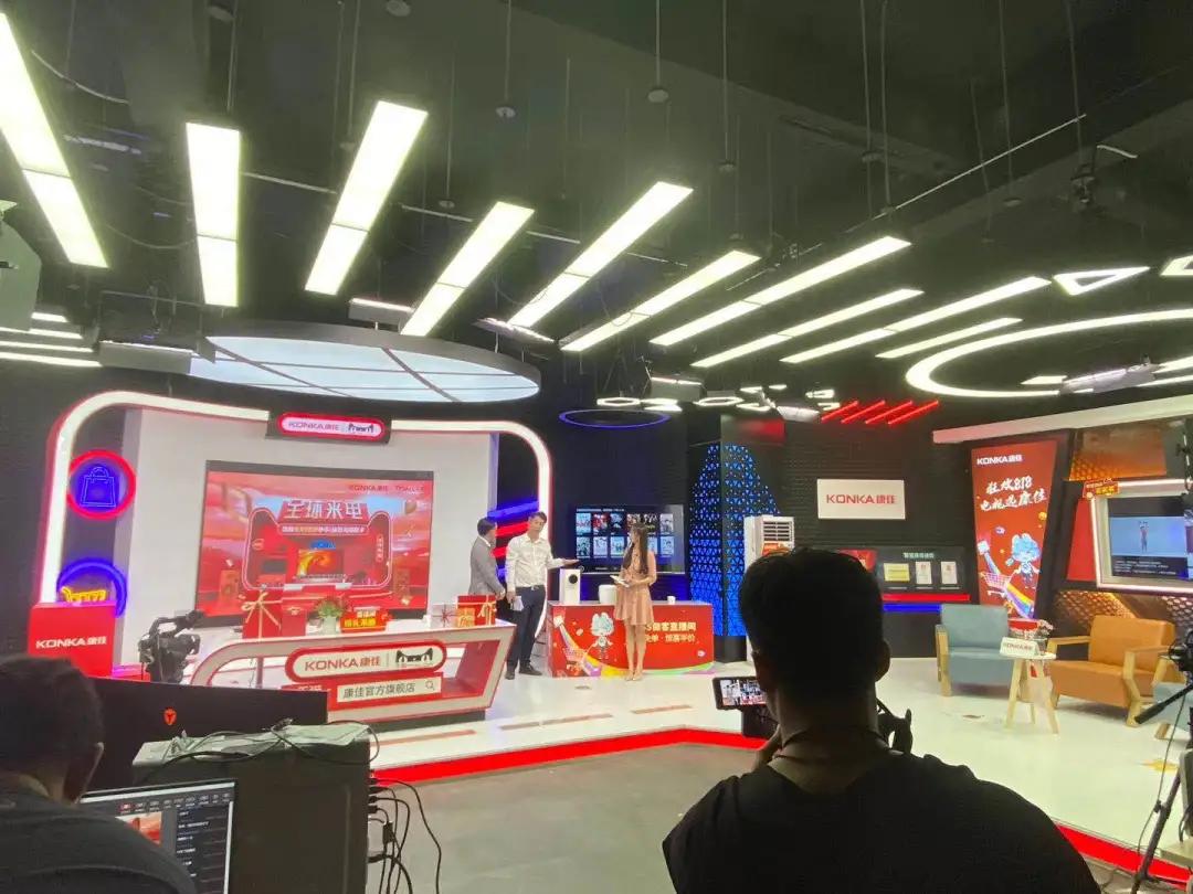 海佳彩亮LED显示在行动，助力新零售线上领域大发展！