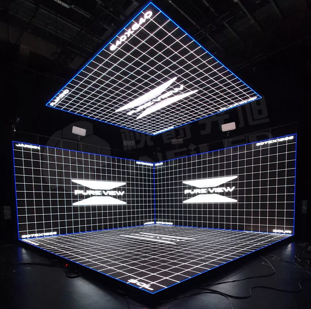 视爵光旭深黑系列出镜加利福尼亚室内高尔夫球赛直播现场！