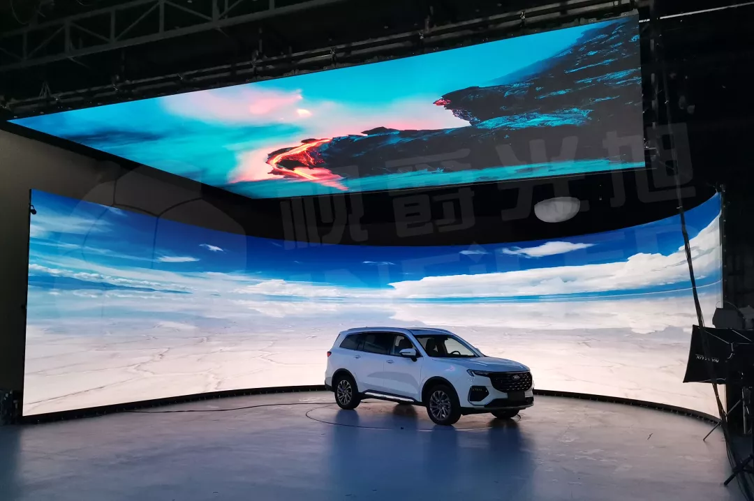 视爵光旭深黑系列出镜加利福尼亚室内高尔夫球赛直播现场！