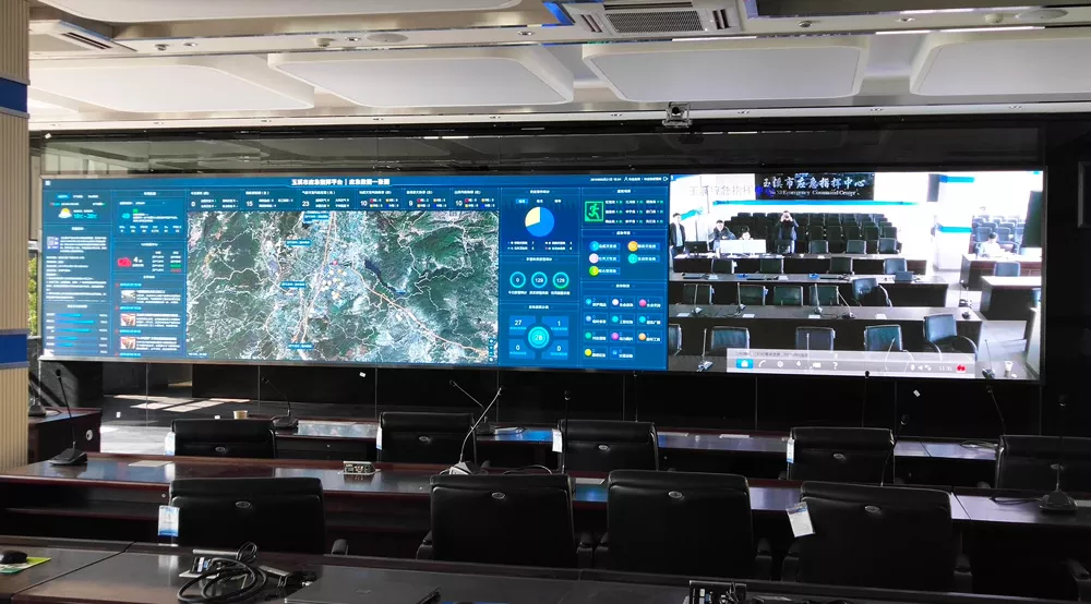 联电大屏亮相国产巨制《峰爆》电影,全国观众见证联电品质! 联电大屏亮相国产巨制《峰爆》电影,全国观众见证联电品质!