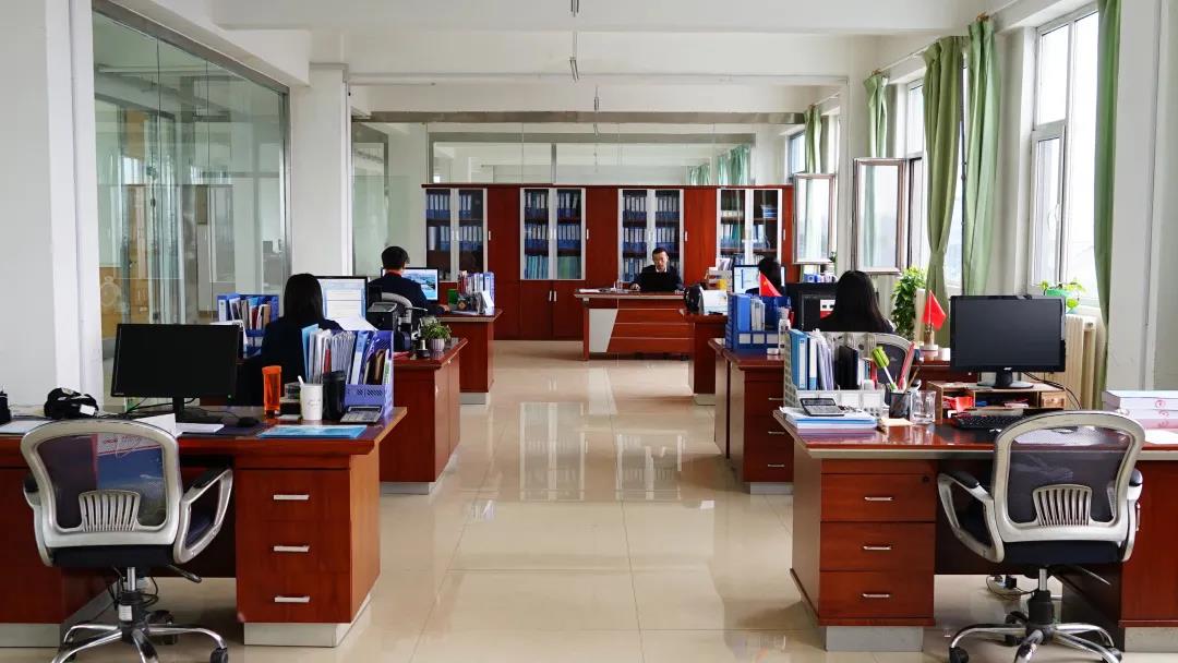 高瞻远瞩促发展,雄厚底气赋信心 高瞻远瞩促发展,雄厚底气赋信心