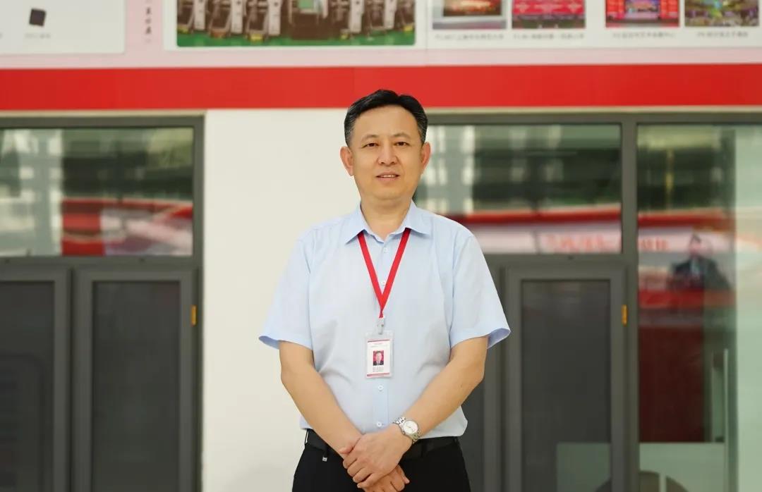 高瞻远瞩促发展,雄厚底气赋信心 高瞻远瞩促发展,雄厚底气赋信心