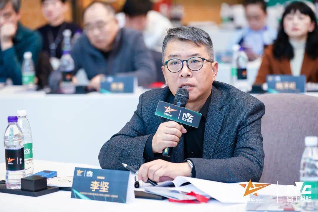 寻星奖北京站精彩落幕,雷士照明助力青年设计师畅想未来 寻星奖北京站精彩落幕,雷士照明助力青年设计师畅想未来