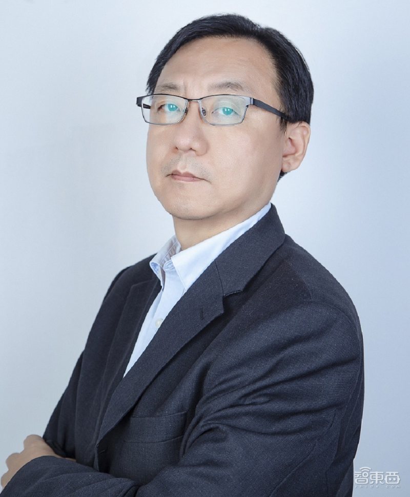 如何打破芯片封装设备“卡脖子”难题?对话凌波微步创始人 如何打破芯片封装设备“卡脖子”难题?对话凌波微步创始人