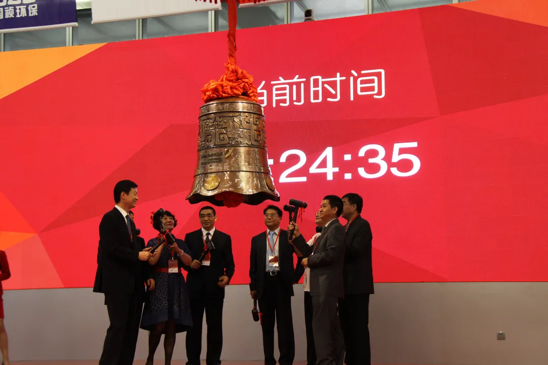 艾比森20周年:从一叶扁舟成长为海上巨轮,在数字经济的时代大潮中破浪前行 艾比森20周年:从一叶扁舟成长为海上巨轮,在数字经济的时代大潮中破浪前行