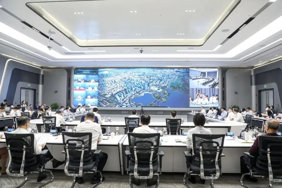 南山区“四个中心”正式启用，雷曼Micro LED超高清助力智慧政务数字化升级