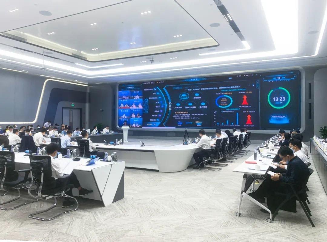 南山区“四个中心”正式启用，雷曼Micro LED超高清助力智慧政务数字化升级