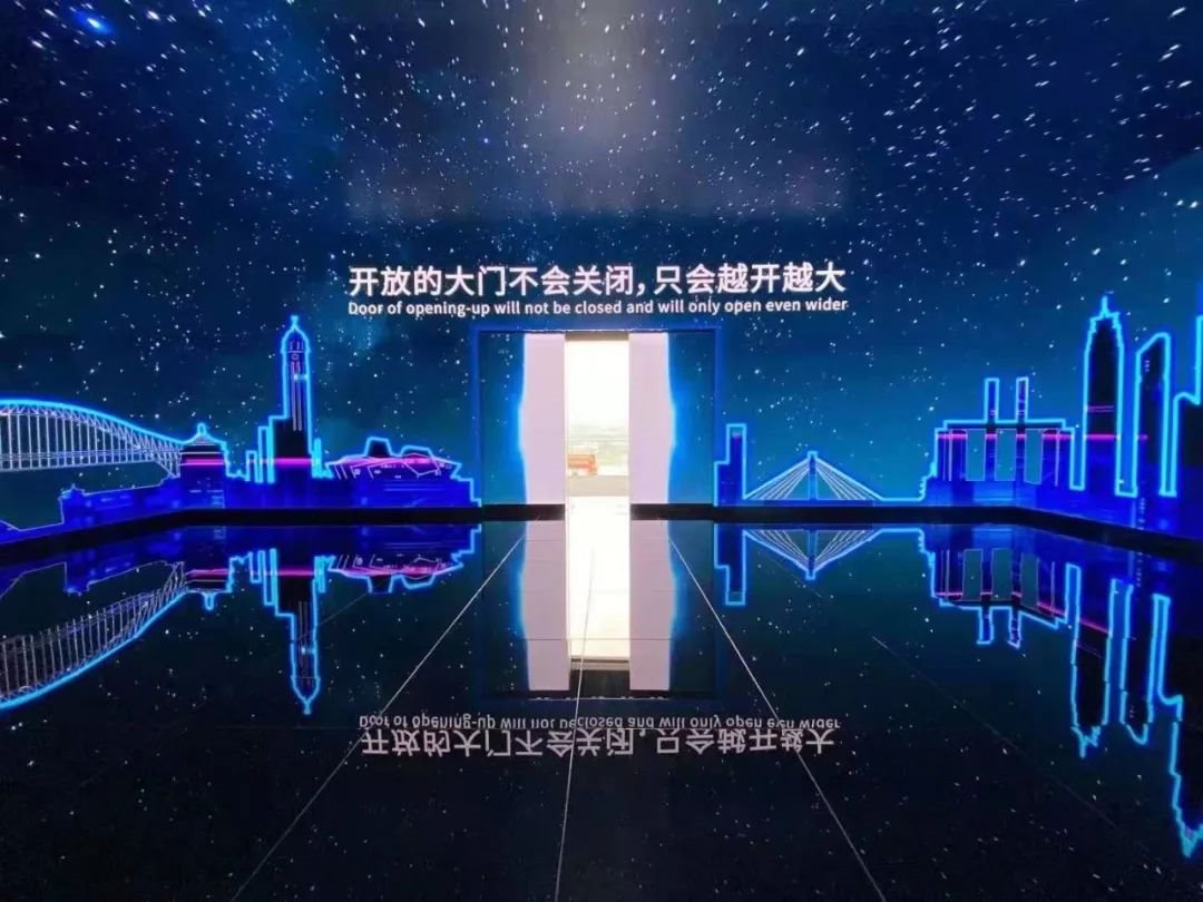 全国最大五面屏点亮，中国电建沉浸式数字展厅正式启用！