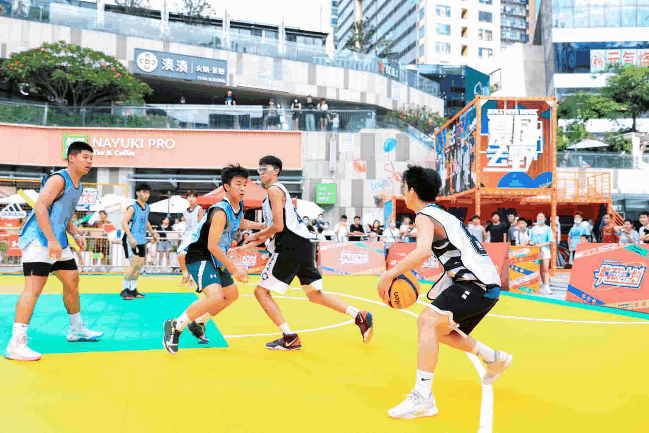 新地标上线！视诚携手大元智能助力打造深圳首个垂直巨幕裸眼3D显示屏！