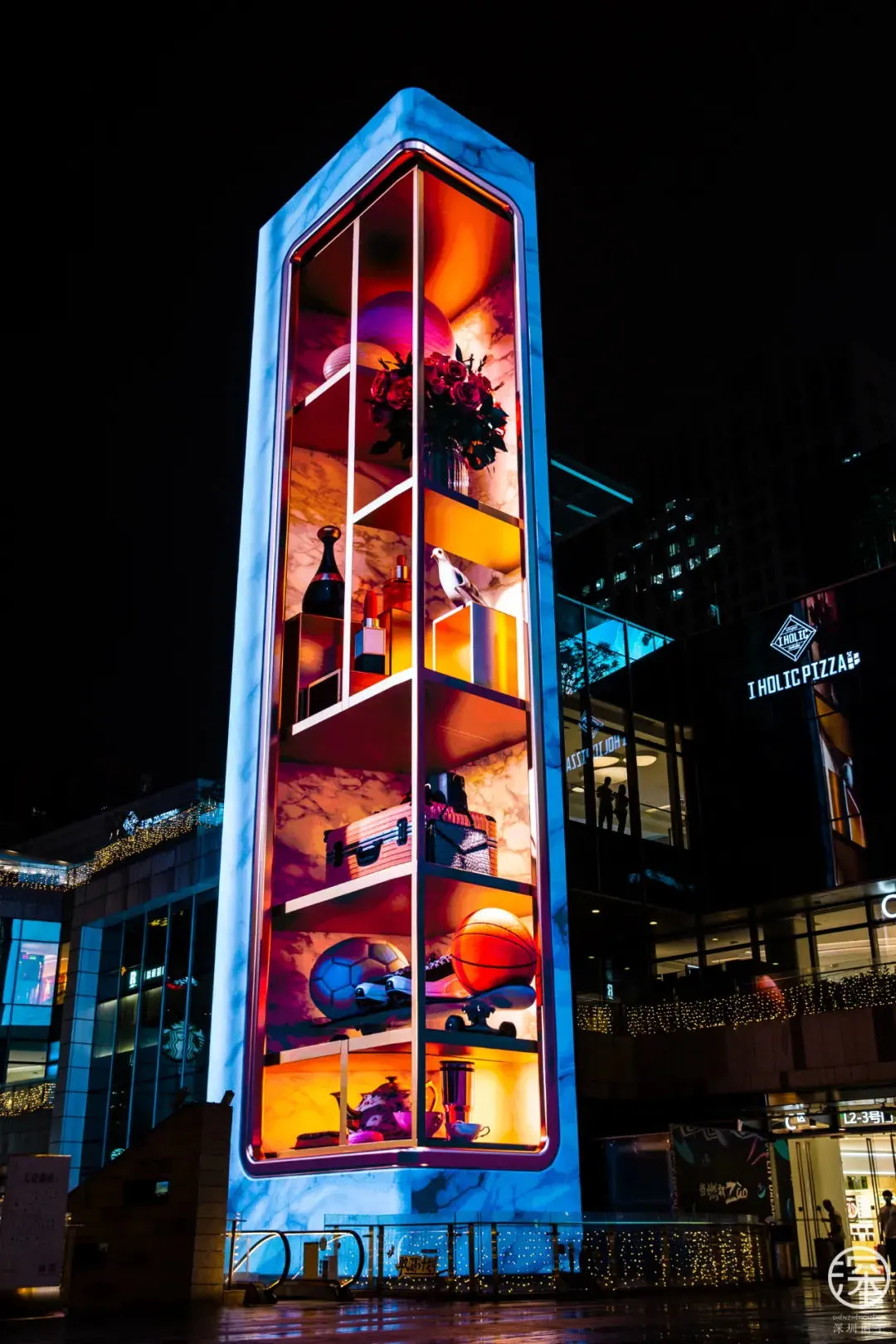 新地标上线！视诚携手大元智能助力打造深圳首个垂直巨幕裸眼3D显示屏！