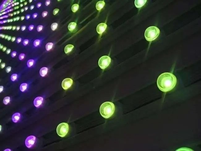 Mini LED爆发，PCB厂商迎来机会