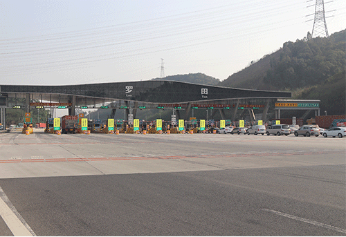 前端与后端之间的产业链互动，将加大户外LED广告机的号召力 