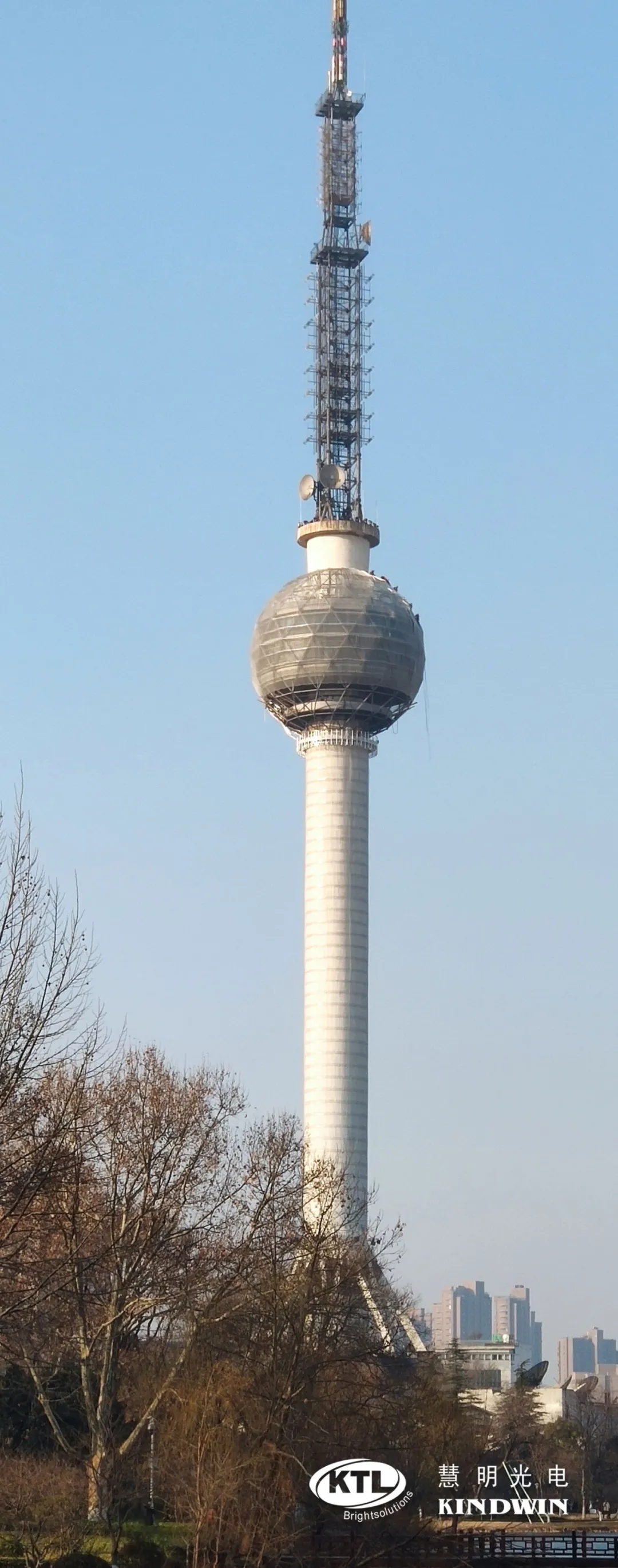 徐州地标！慧明用超4000㎡灯条屏点亮徐州电视塔