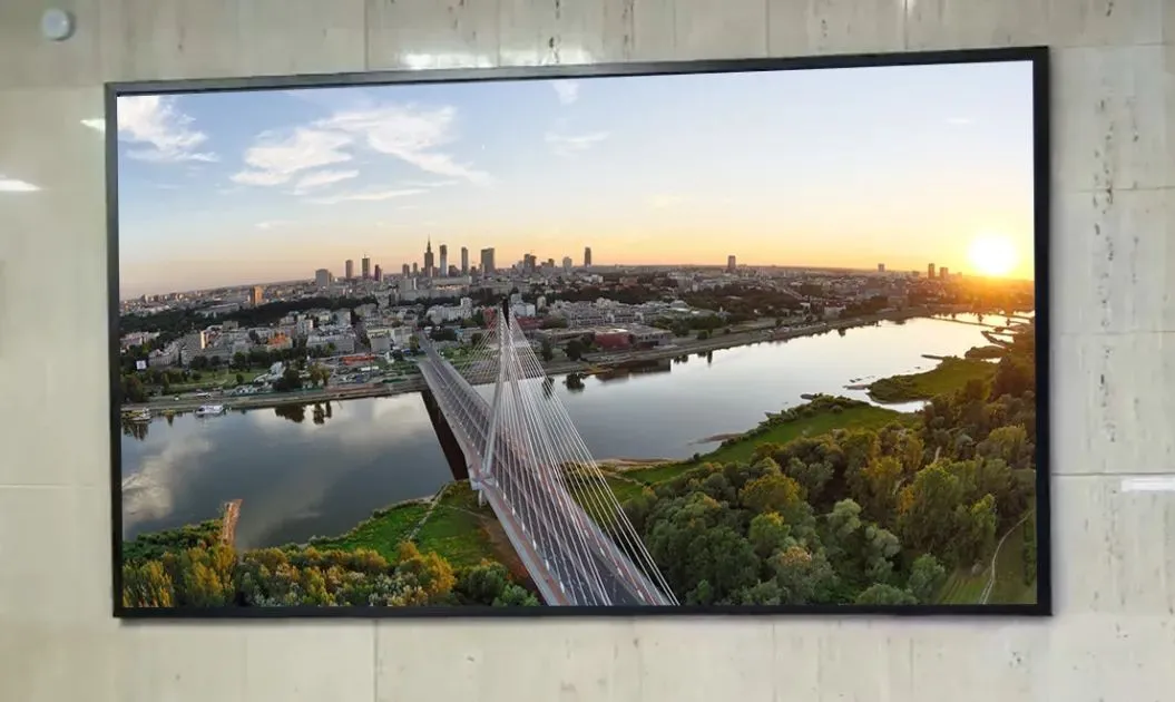 开启超高清时代！5G+8K大屏点亮智慧展厅及银行业