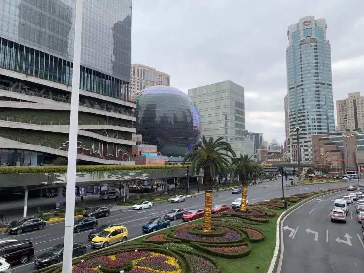 这颗著名“水晶球”悄悄升级了！3888块4K显示屏！