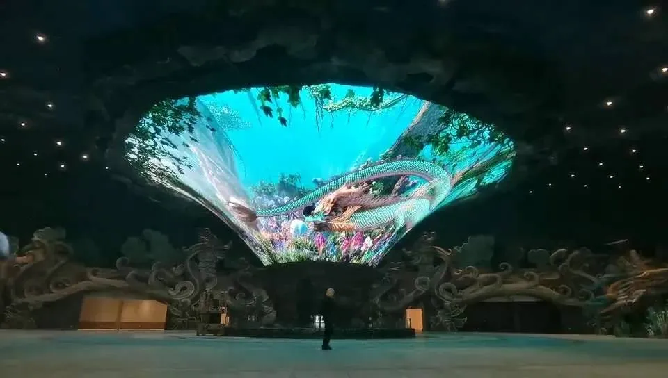 开年两大舞台，LED 显示屏视效炸裂，显示周边技术升级带给LED显示屏更多可能