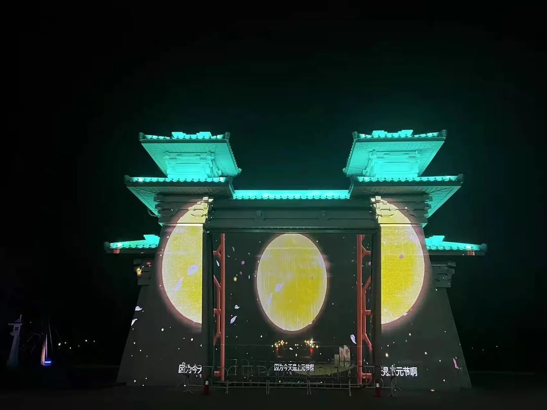 河南最大裸眼3D屏丨龙门石窟上演史诗级沉浸光影秀