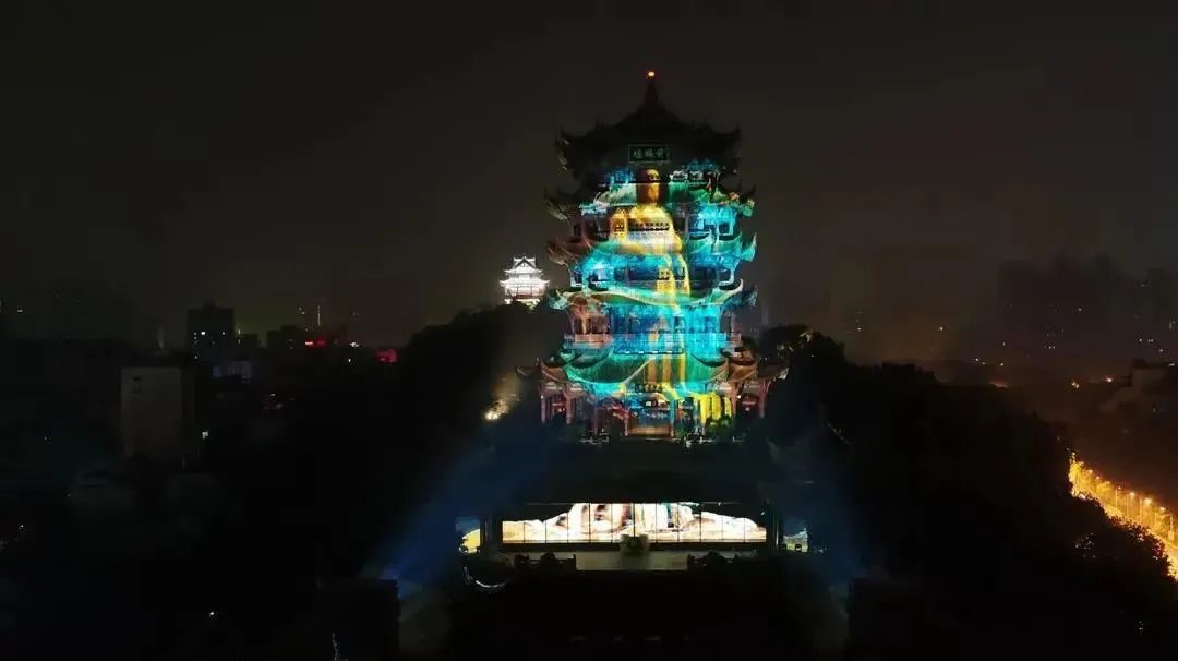 光影技术赋能的沉浸式文旅，LED显示屏与投影显示各占几分天下？