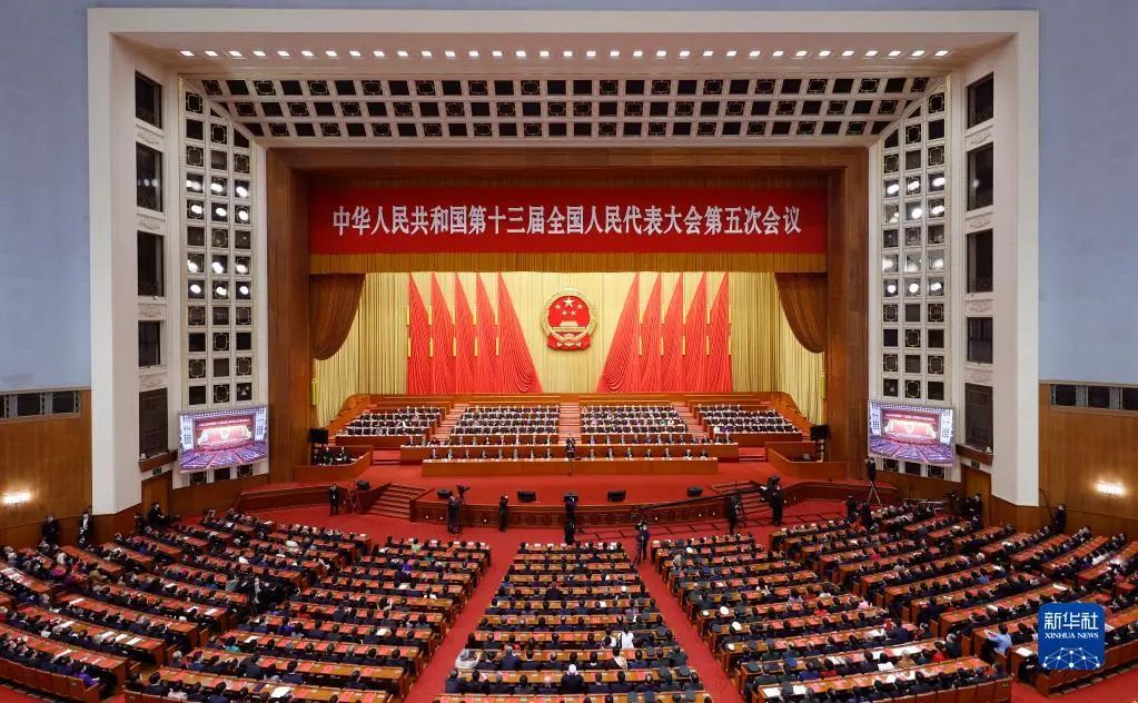 行业重点！两会话题，有多少关联LED显示行业的未来？