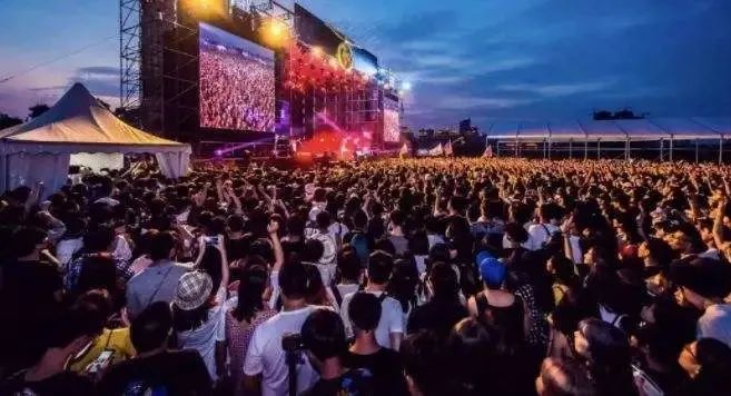 演艺市场Q1季度“倒春寒”，9000多场演出延迟或取消，给LED显示行业造成什么影响？