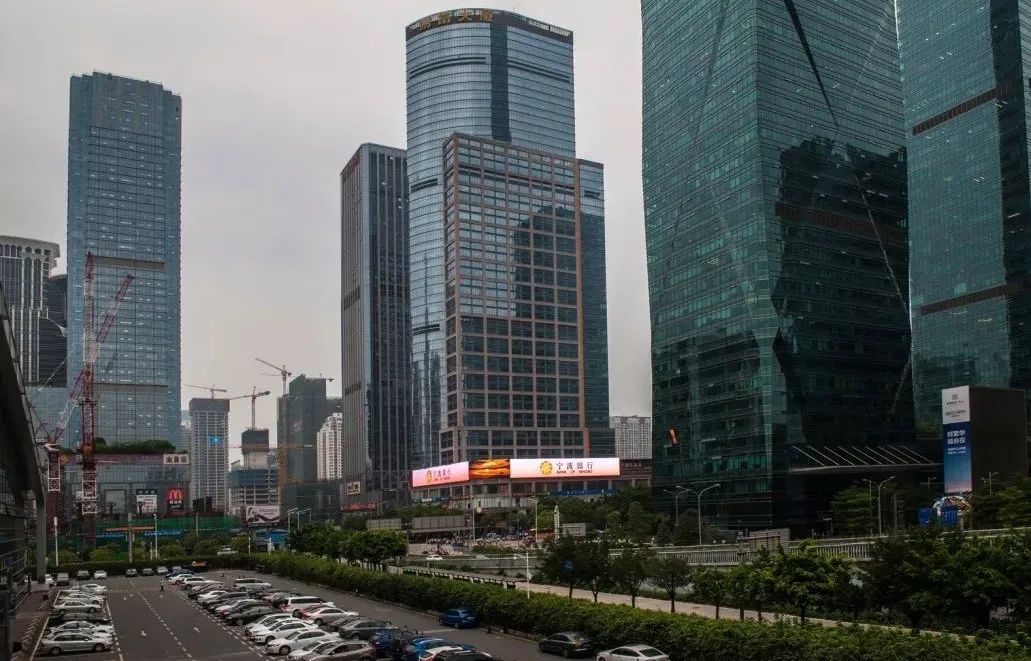 时隔8年！联建光电再续深圳“转角第一屏”传奇