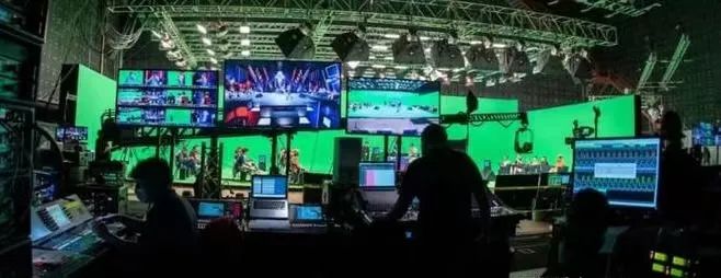 新晋“谋财害命”组合？！你们不愿再听《本草纲目》，而我们看到了LED显示屏的新商机！