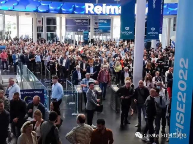 ISE2022展会开展第一天,创显光电可视化MicroLED一体机震撼巴塞罗那展会现场 ISE2022展会开展第一天,创显光电可视化MicroLED一体机震撼巴塞罗那展会现场
