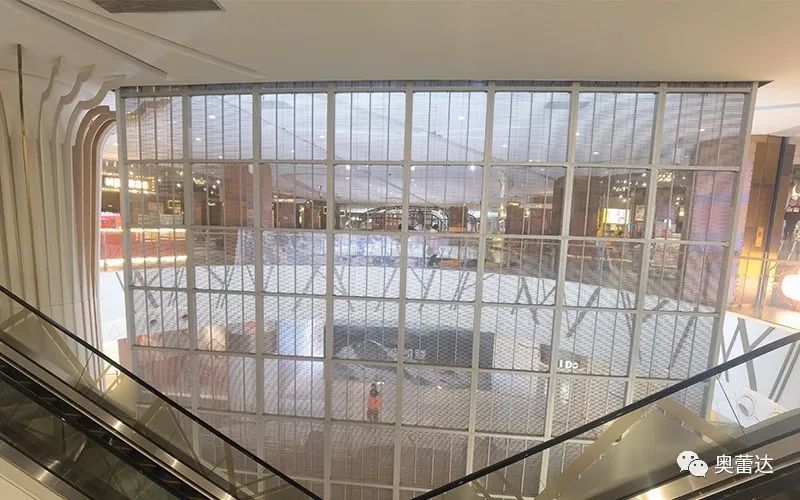 时间见证品质，奥蕾达LED透明屏助力武汉K11打造艺术购物中心