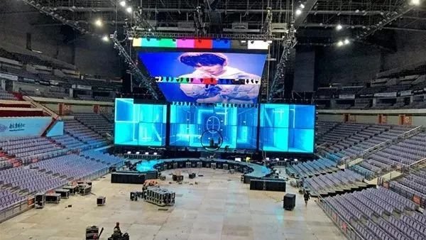 重现回忆杀！看LED大屏还得是线下演唱会！