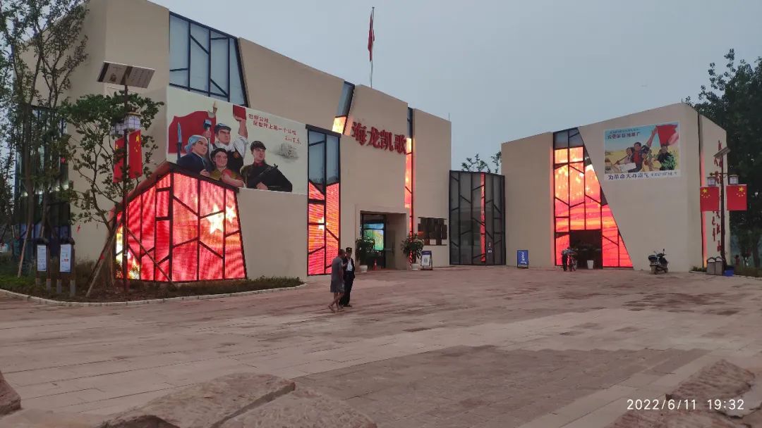 铁歌贴膜屏助力推动凯歌公社景点特色发展