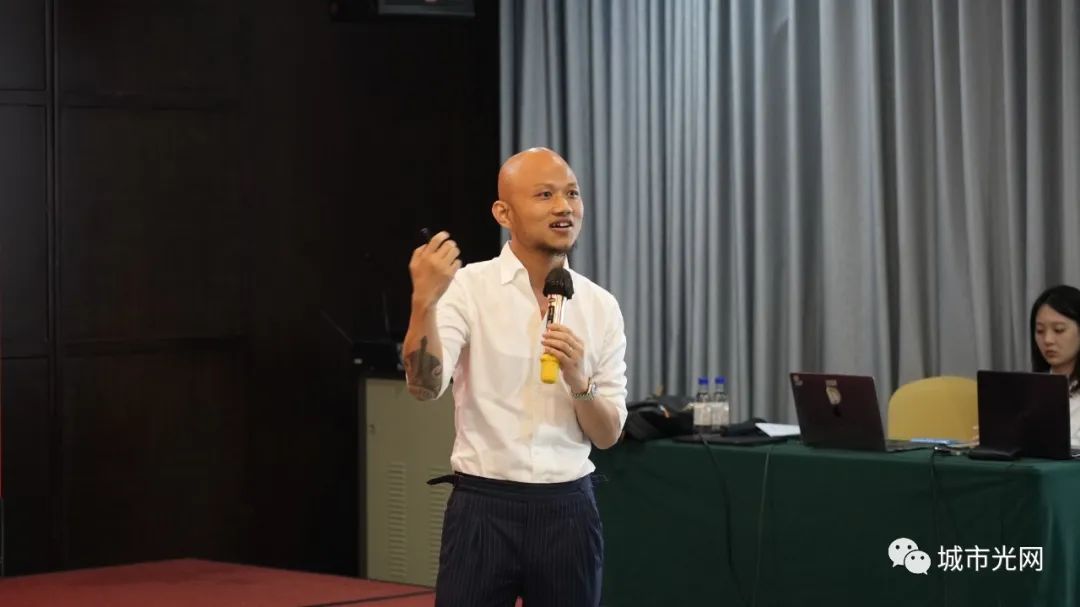 如何应对行业变革？洲明科技齐聚多方力量共商共创光显新发展