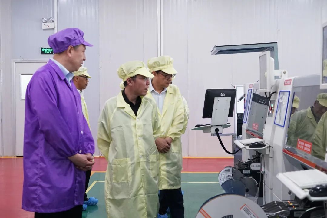 国家税务总局罗天舒司长率队莅临高科华烨集团参观调研 国家税务总局罗天舒司长率队莅临高科华烨集团参观调研