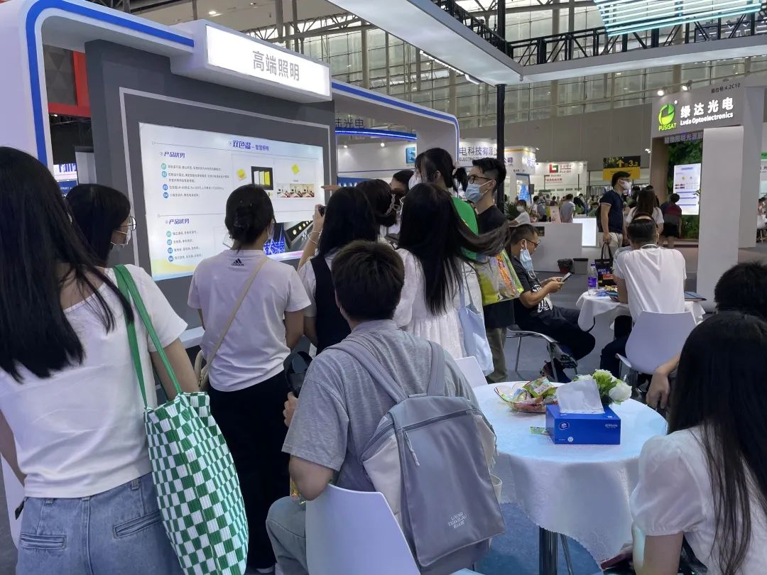 是谁？在2022年光亚展上，大放异彩……