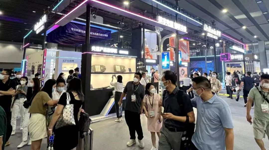 是谁？在2022年光亚展上，大放异彩……