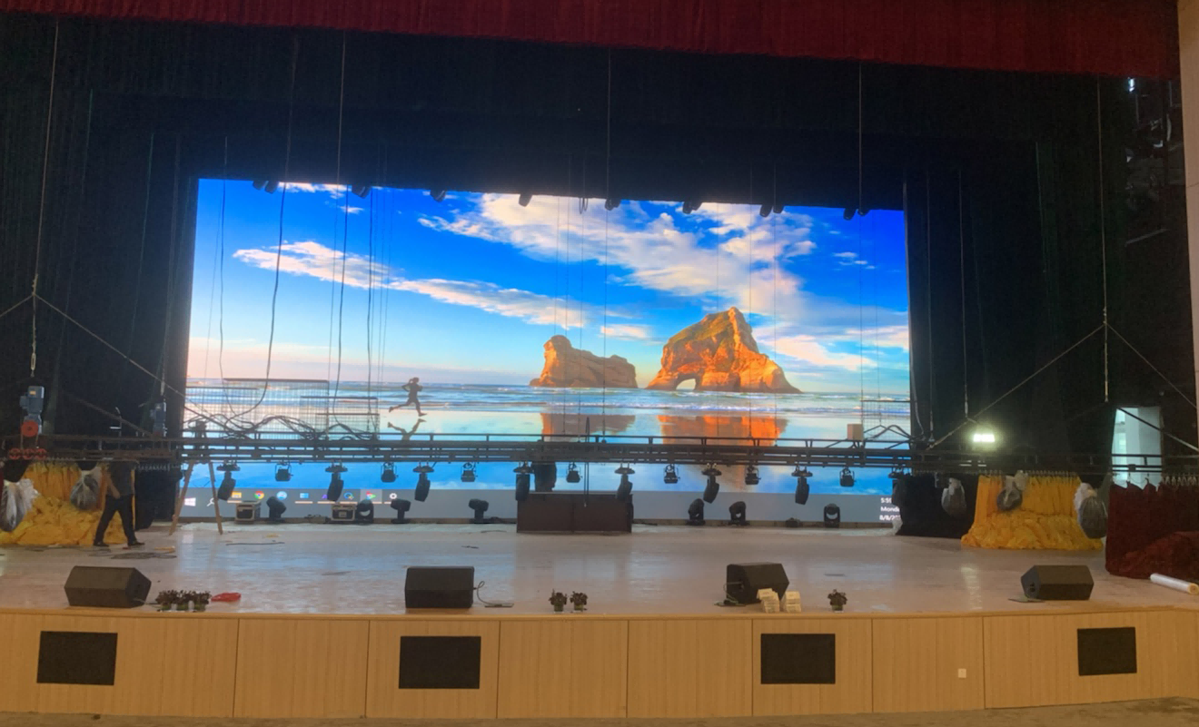 @教育直播，视诚Q2视频处理成就校园显示！ 