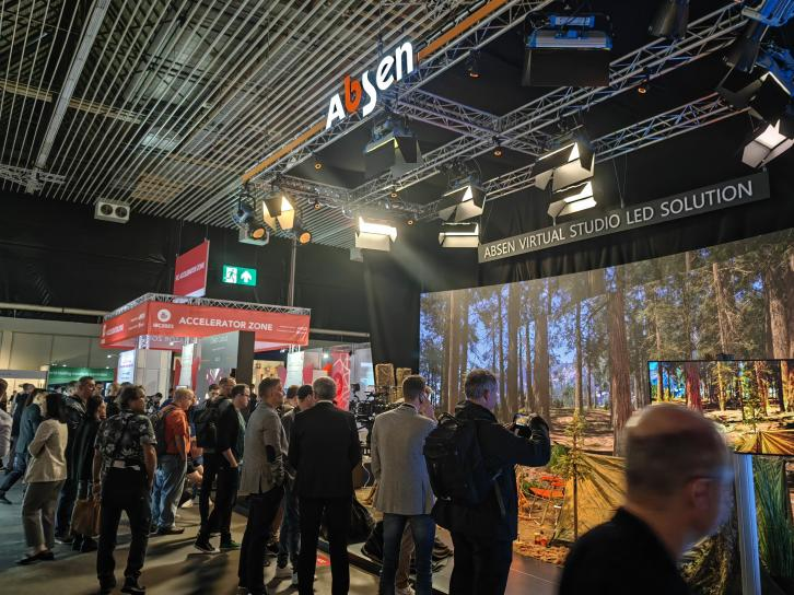 强势回归 IBC 2022！艾比森携虚拟影棚解决方案斩获最佳展位设计大奖